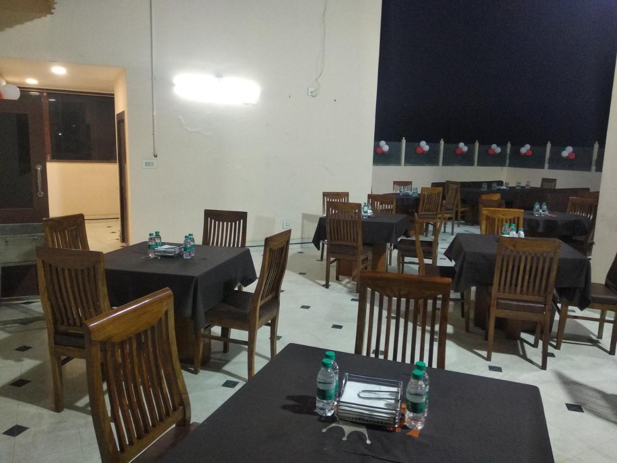 Hotel Kala Mandir Palace ビーカーネール エクステリア 写真