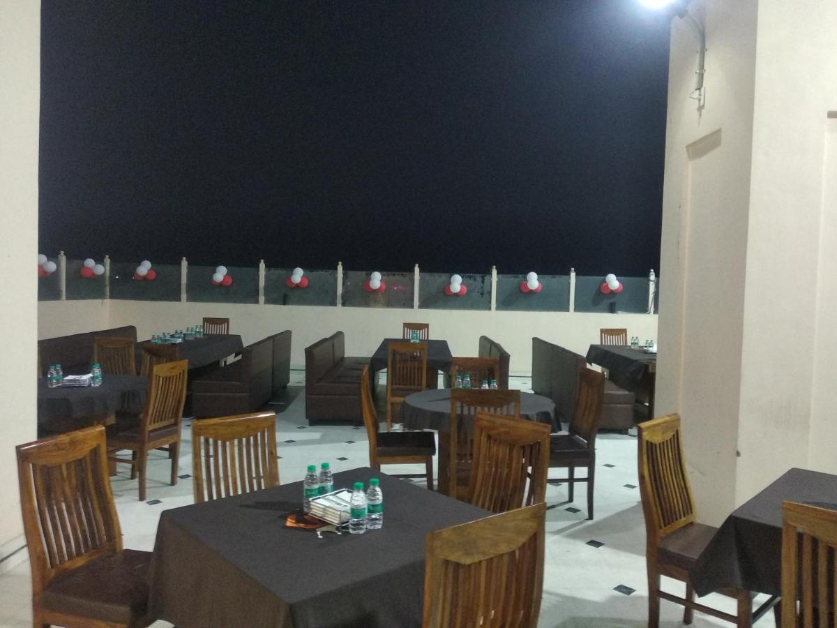 Hotel Kala Mandir Palace ビーカーネール エクステリア 写真